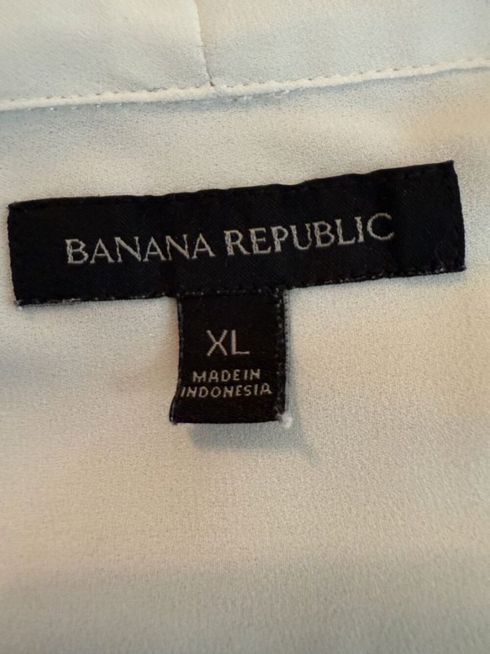 Banana Republic Ivory Blouse with Black Ribbon Tie Size XL - Picture 5 of 6